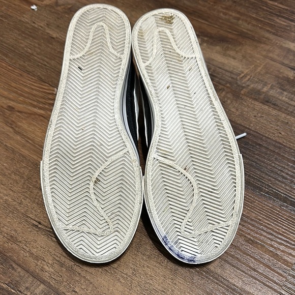 Black and White Sneakers with Gold Accents - Picture 7 of 7